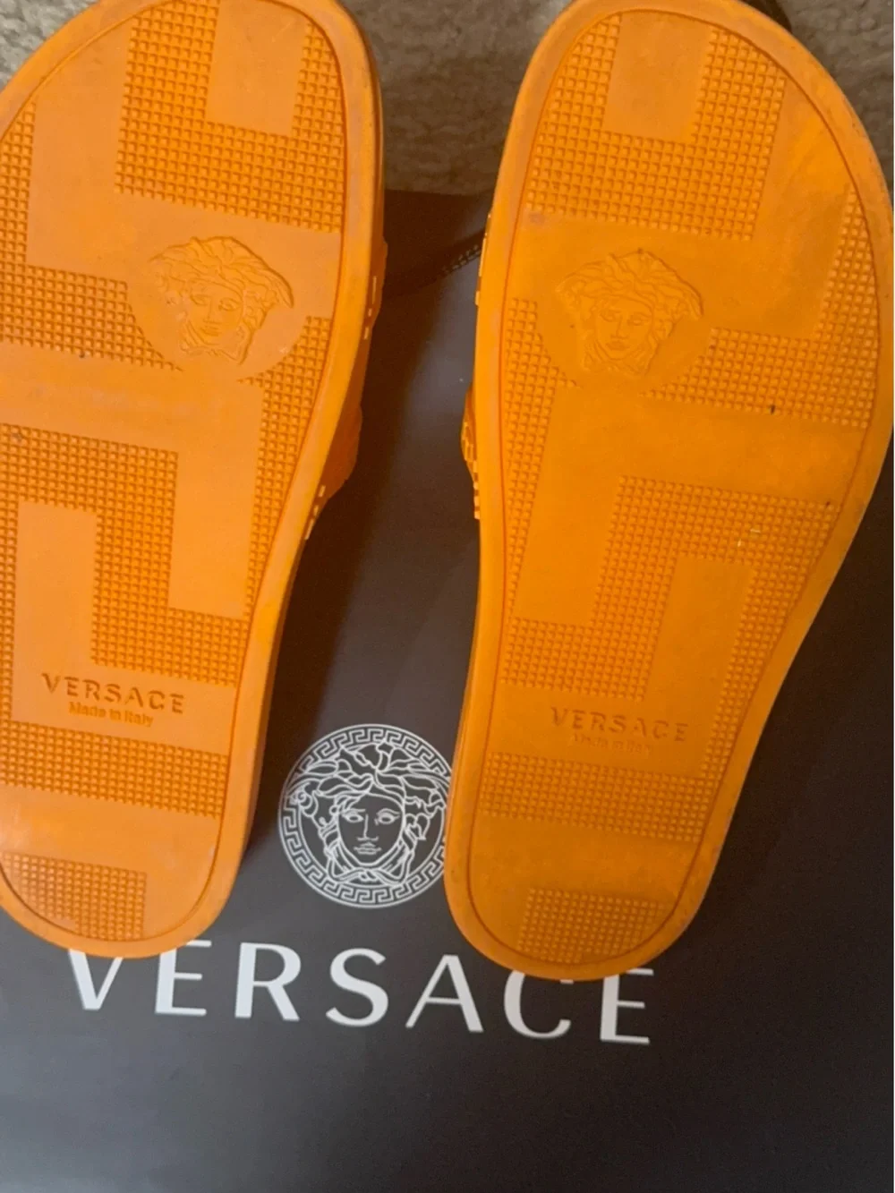 Versace 💯% Authentic Iconic Medusa luxurious flip-flops slipper sandals. — EUC